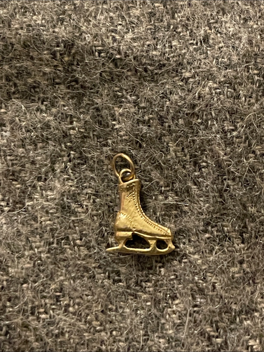 Vintage 14K Yellow Gold Figure Skating Ice Skate Charm